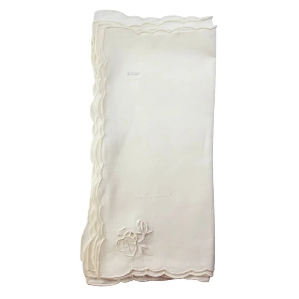 6 VTG Linen Embroidered Scalloped Edge Cocktail Napkins White Floral appliqué